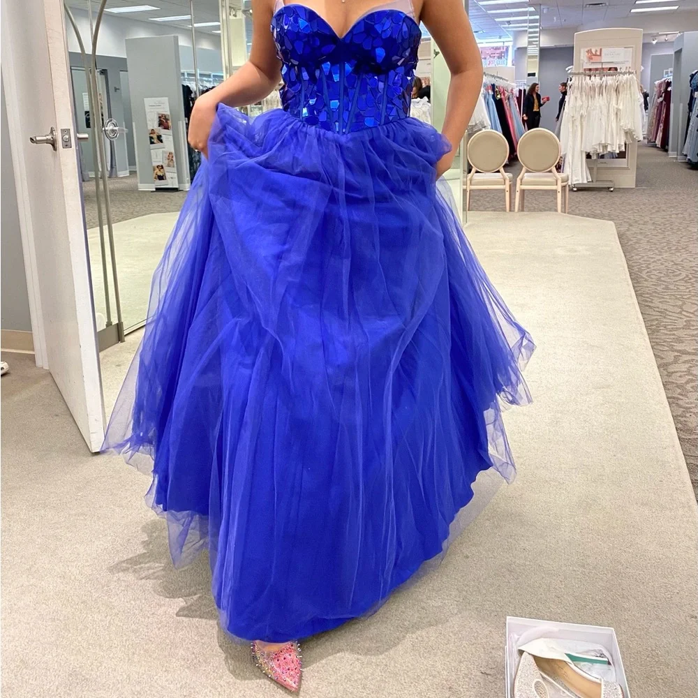 2t burgundy dress Lorraine - Red It’s a poofy dream Blue Wedding Dress PNG Size:17.5 34/35 COZY2025